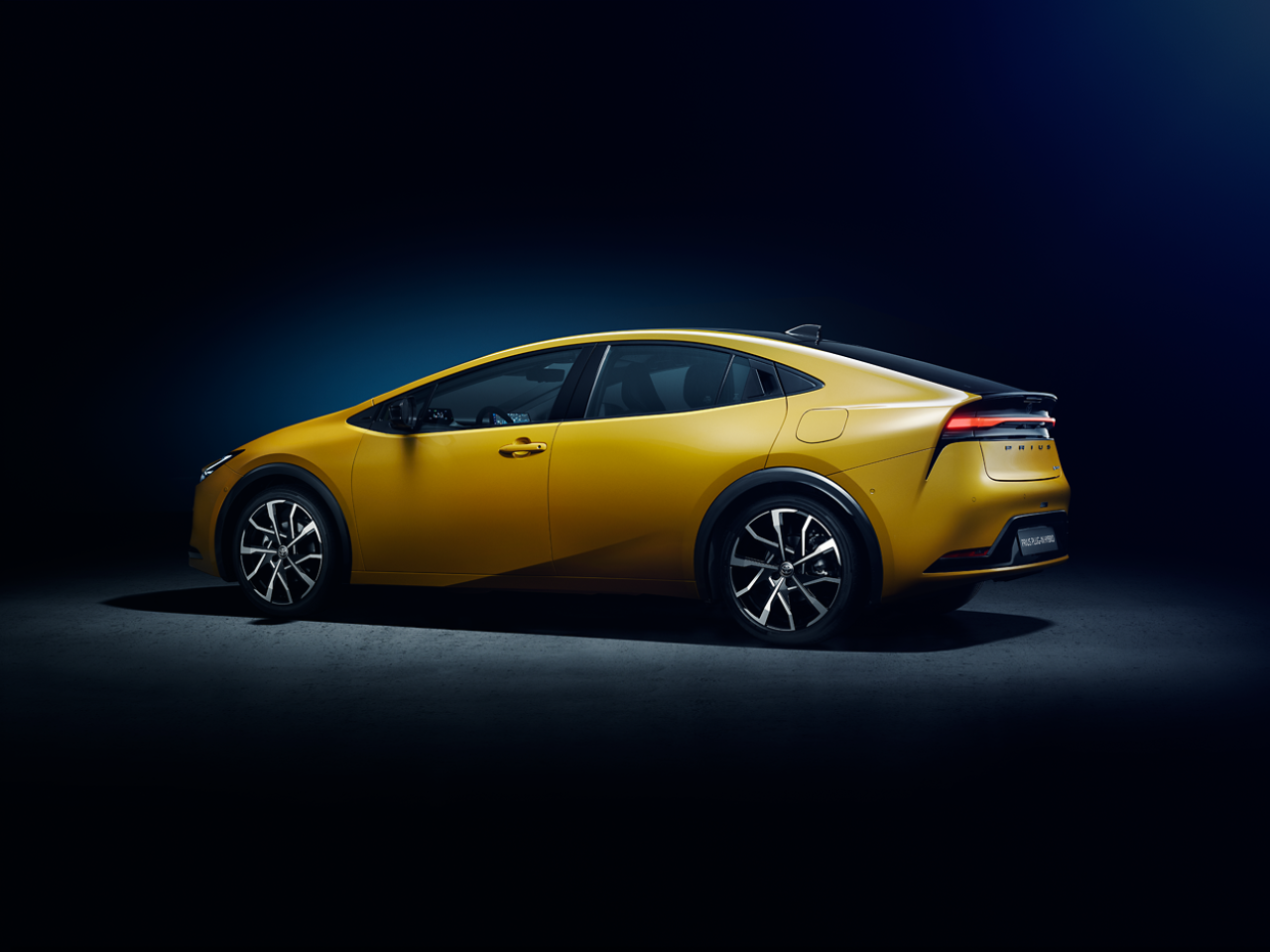 MY24 PRIUS WP-04a