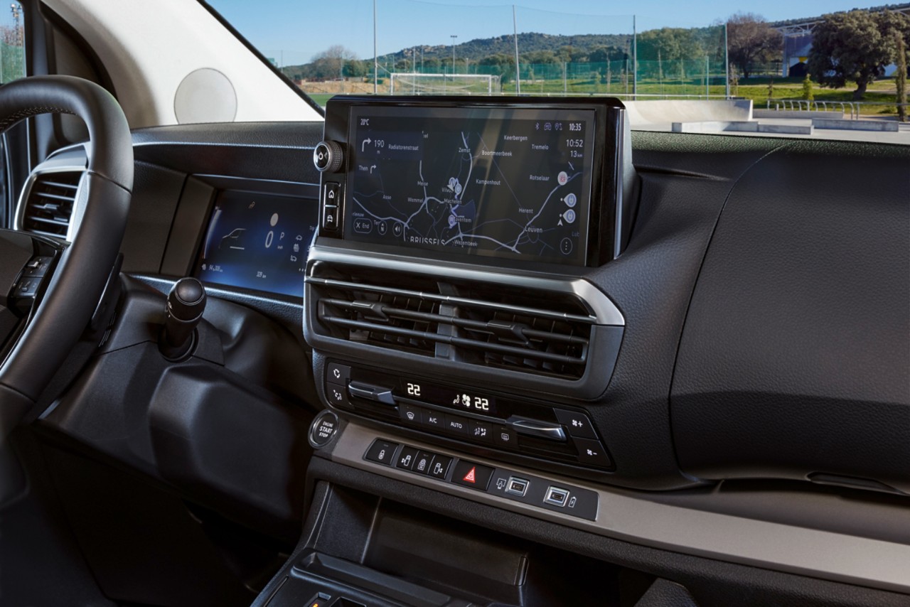 Der 10-Zoll-Multimedia-Touchscreen des Proace Verso